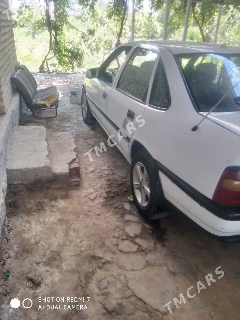 Opel Vectra 1991 - 20 000 TMT - Саят - img 2