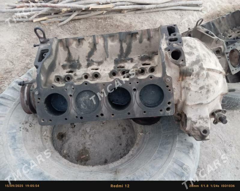 Zil 130 1992 - 56 000 TMT - Сакарчага - img 6