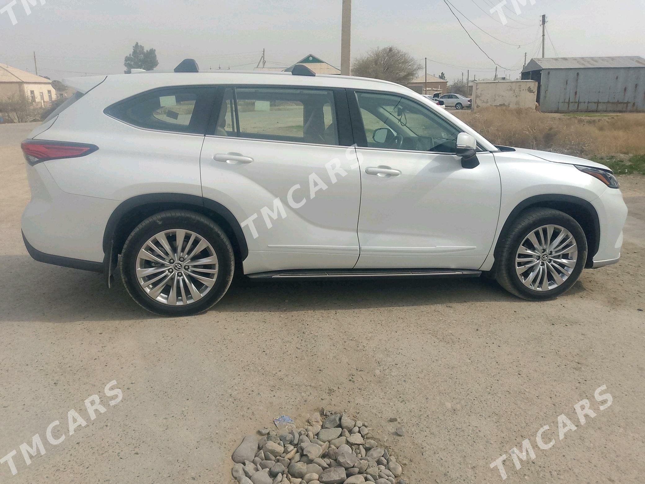 Toyota Highlander 2022 - 620 000 TMT - Mary - img 3