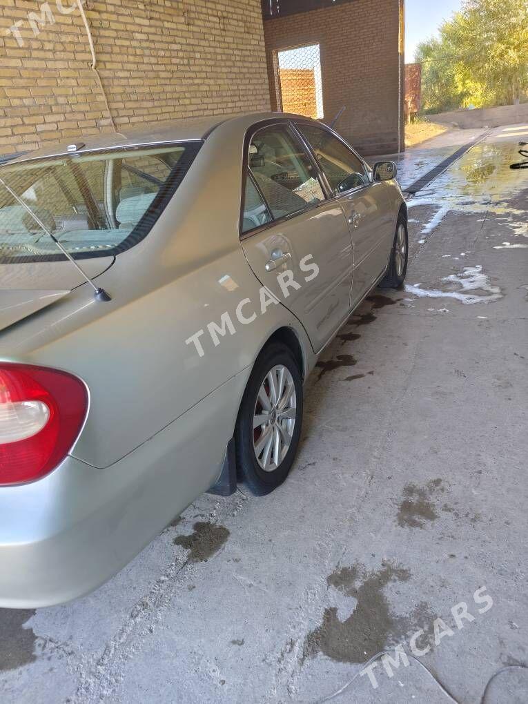 Toyota Camry 2002 - 145 000 TMT - Çärjew - img 3