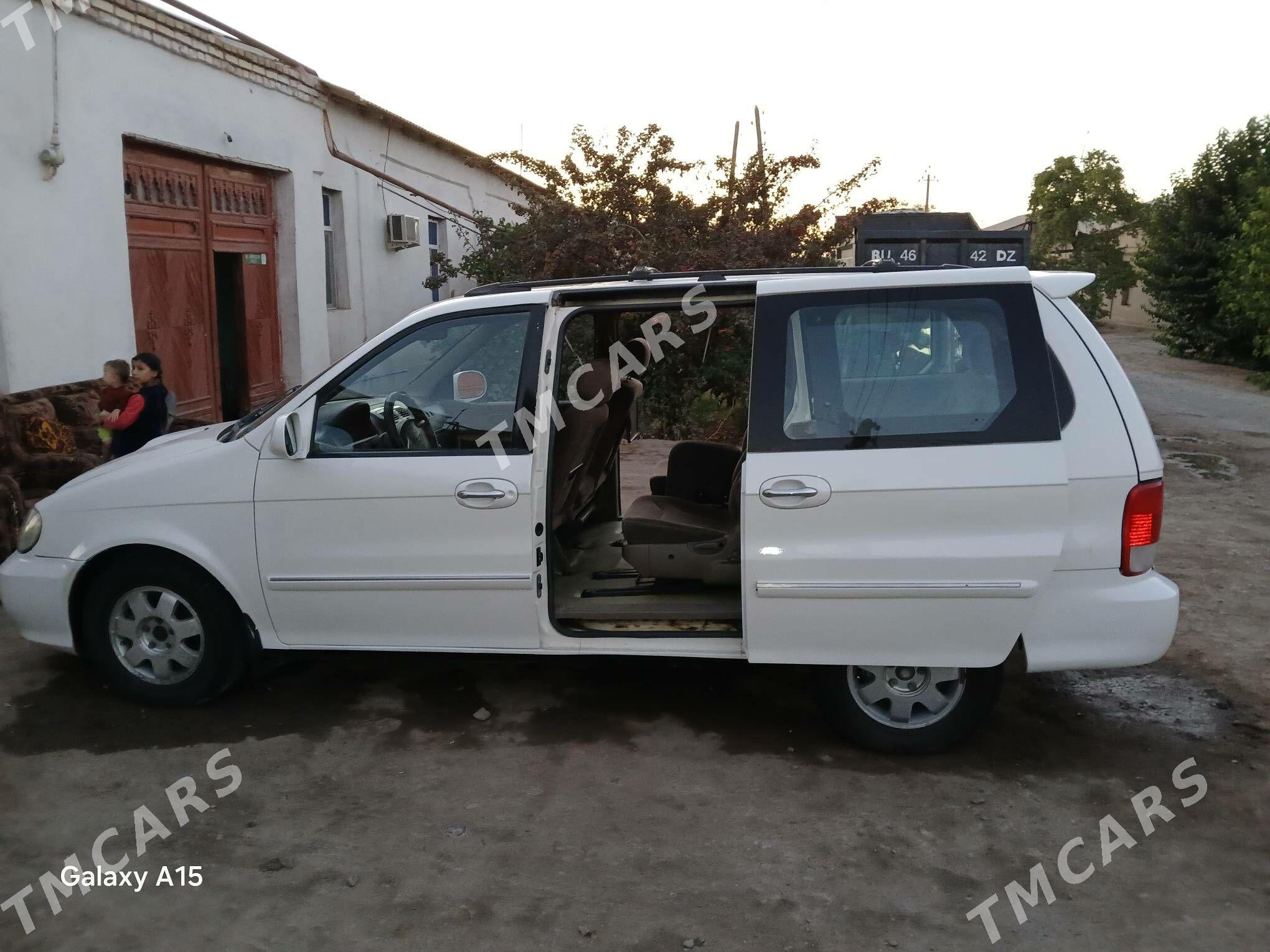 Kia Carnival 2002 - 48 000 TMT - Шабатский этрап - img 2