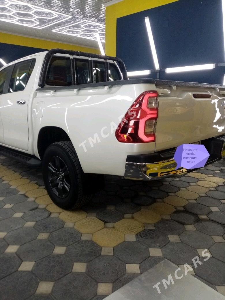 Toyota Hilux 2021 - 550 000 TMT - Мары - img 10