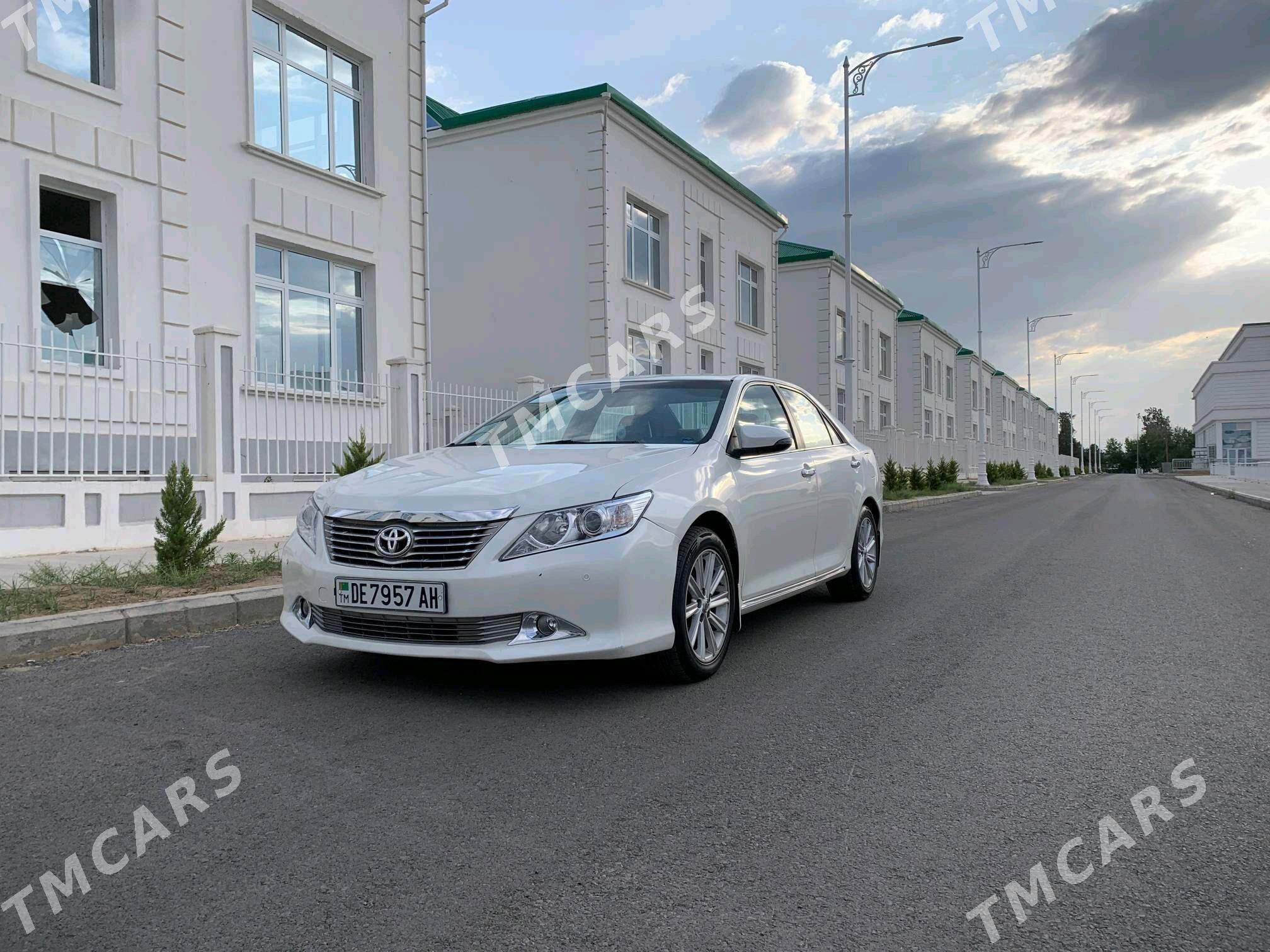 Toyota Camry 2012 - 170 000 TMT - Анев - img 8