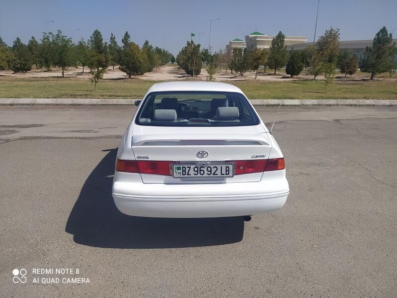 Toyota Camry 2001 - 136 000 TMT - Дянев - img 7