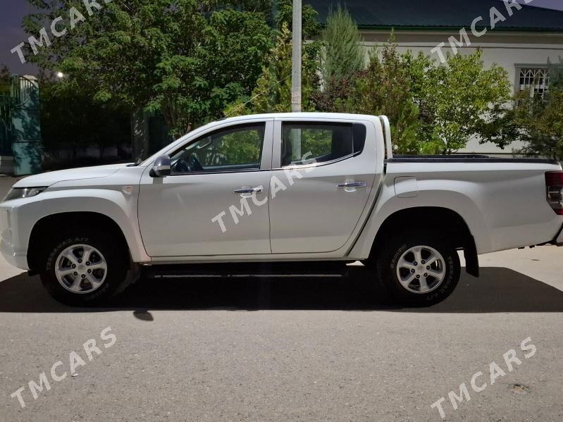 Mitsubishi L200 2020 - 305 000 TMT - Aşgabat - img 4