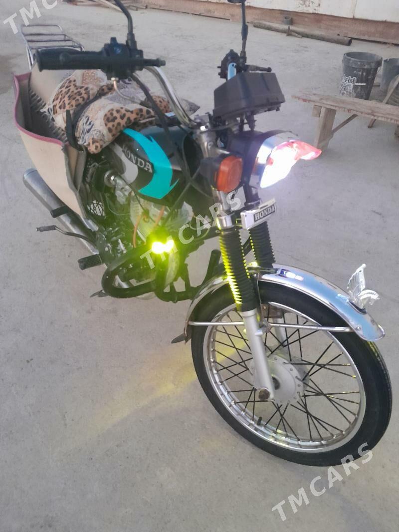 Fekon FK150-8G 2015 - 9 000 TMT - Этрек - img 6