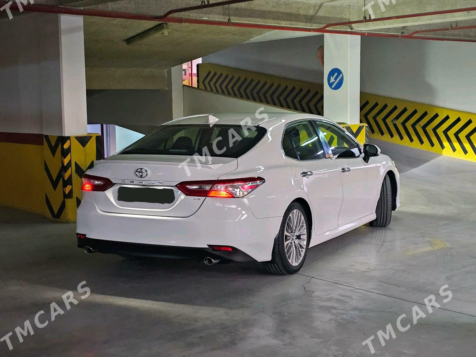 Toyota Camry 2019 - 260 000 TMT - Aşgabat - img 2