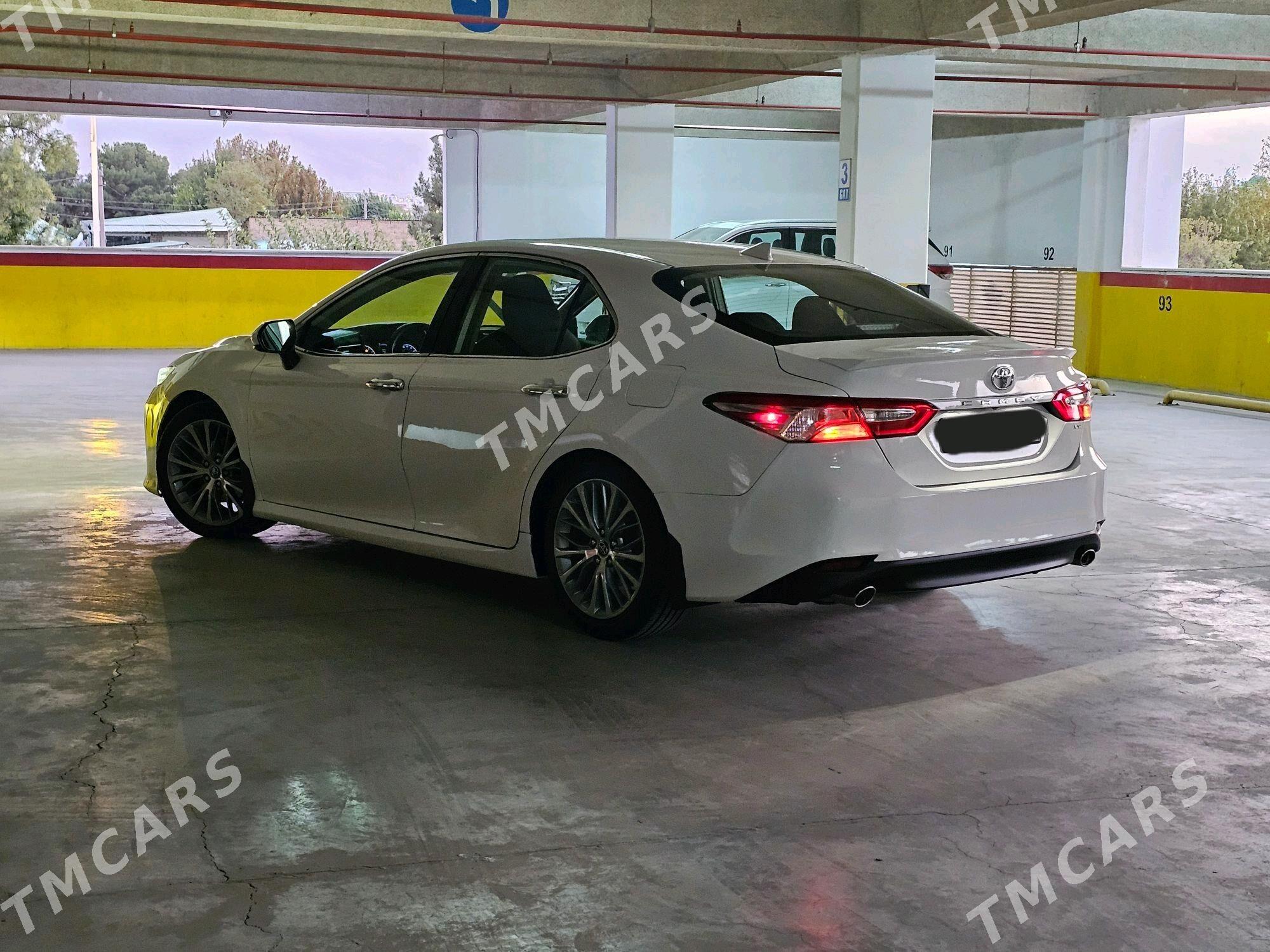 Toyota Camry 2019 - 260 000 TMT - Aşgabat - img 3