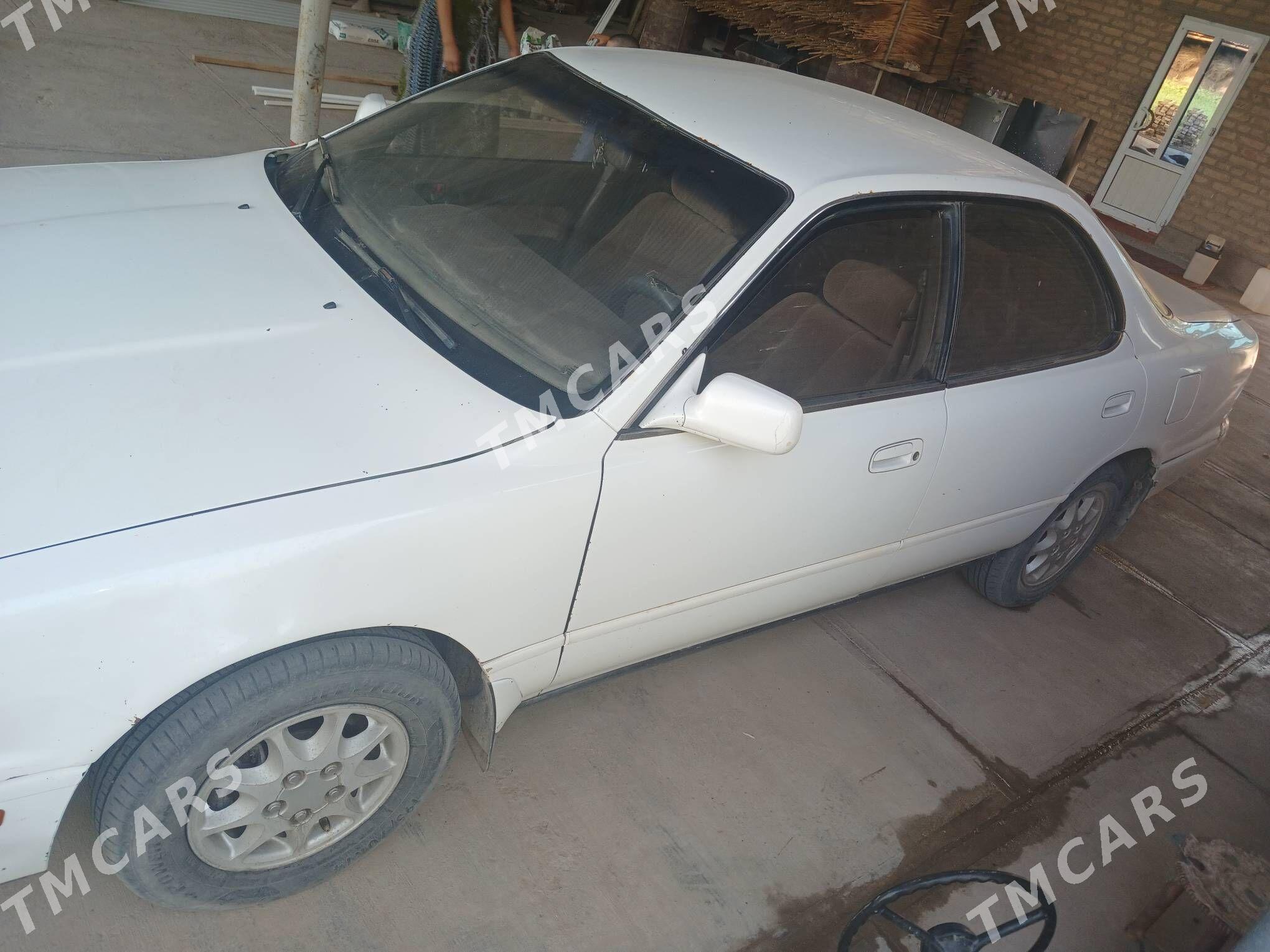 Toyota Vista 1993 - 52 000 TMT - Türkmengala - img 1