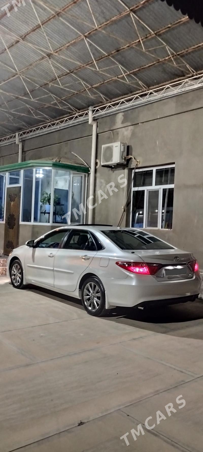 Toyota Camry 2015 - 300 000 TMT - Мары - img 5