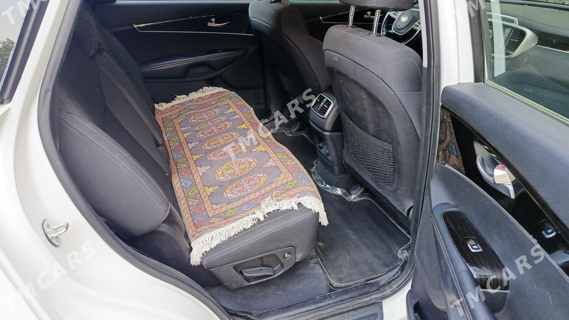 Kia Sorento 2020 - 305 000 TMT - Podwoýski köç. (Bitarap Türkmenistan şaýoly) - img 9