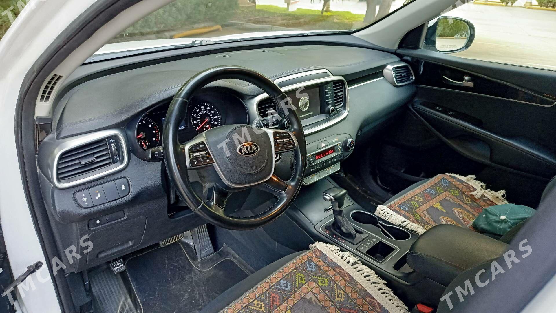 Kia Sorento 2020 - 305 000 TMT - Podwoýski köç. (Bitarap Türkmenistan şaýoly) - img 8