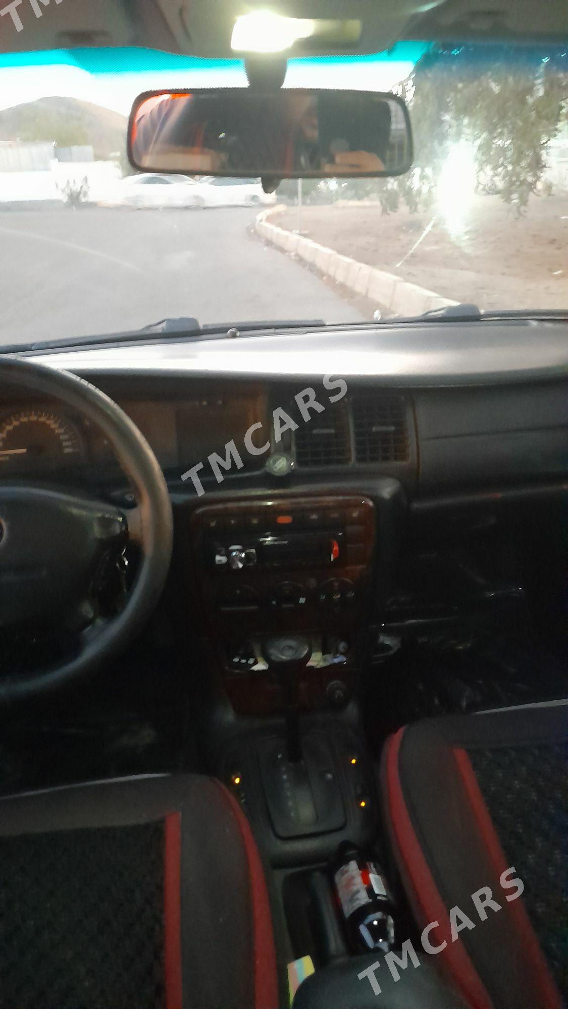 Opel Vectra 2001 - 82 000 TMT - Türkmenbaşy - img 3