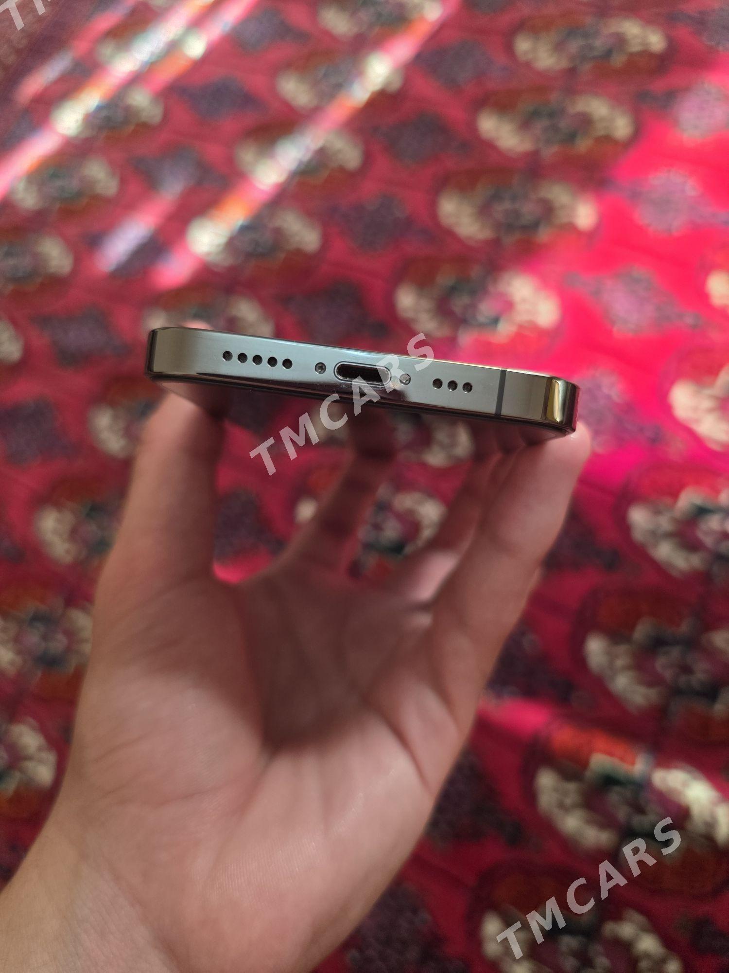 Iphone 13pro - Hitrowka - img 2