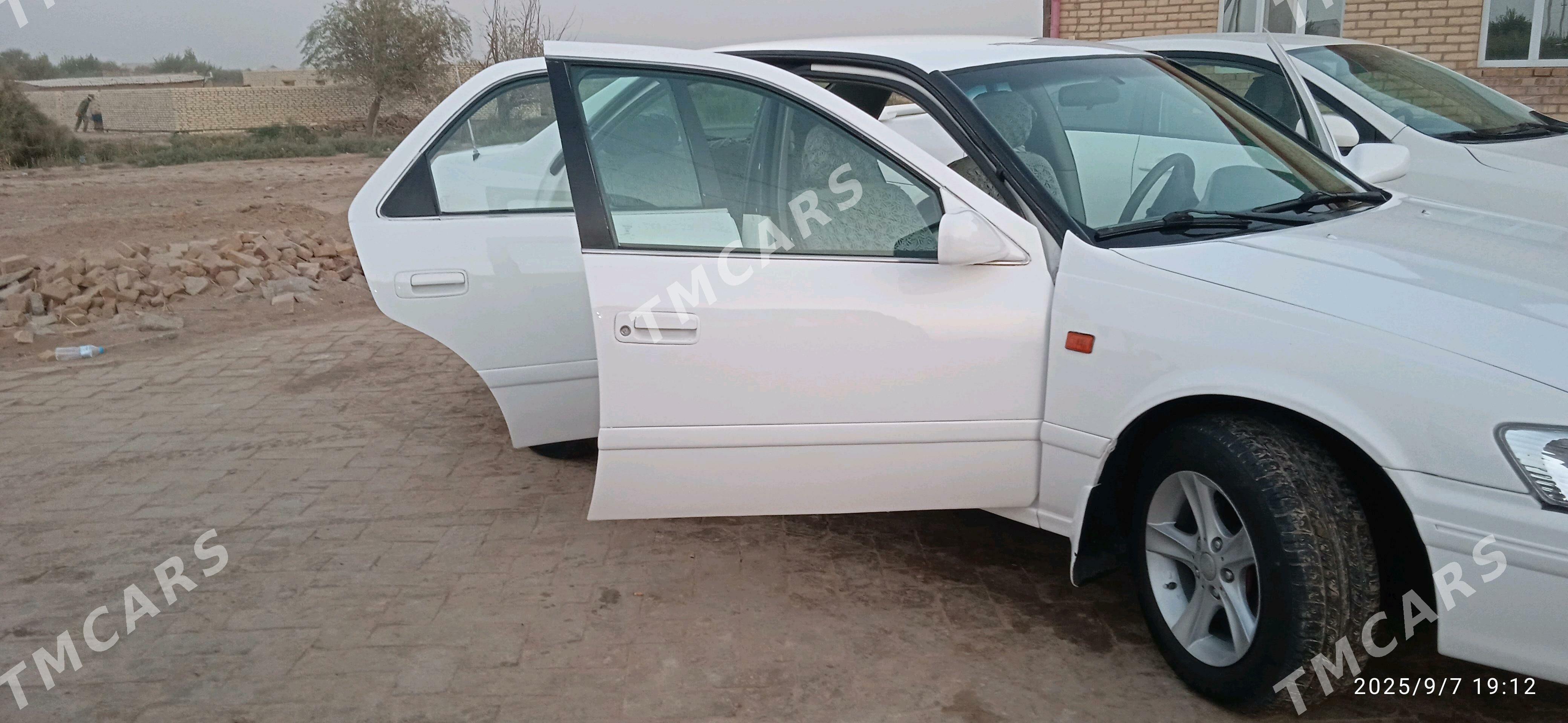 Toyota Camry 2000 - 127 000 TMT - Каракумский этрап - img 7