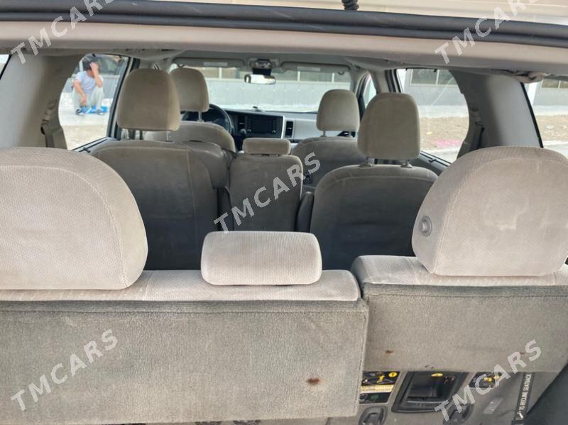 Toyota Sienna 2019 - 410 000 TMT - Aşgabat - img 10