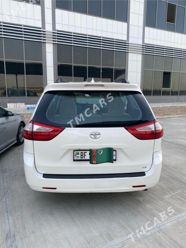 Toyota Sienna 2019 - 410 000 TMT - Aşgabat - img 2