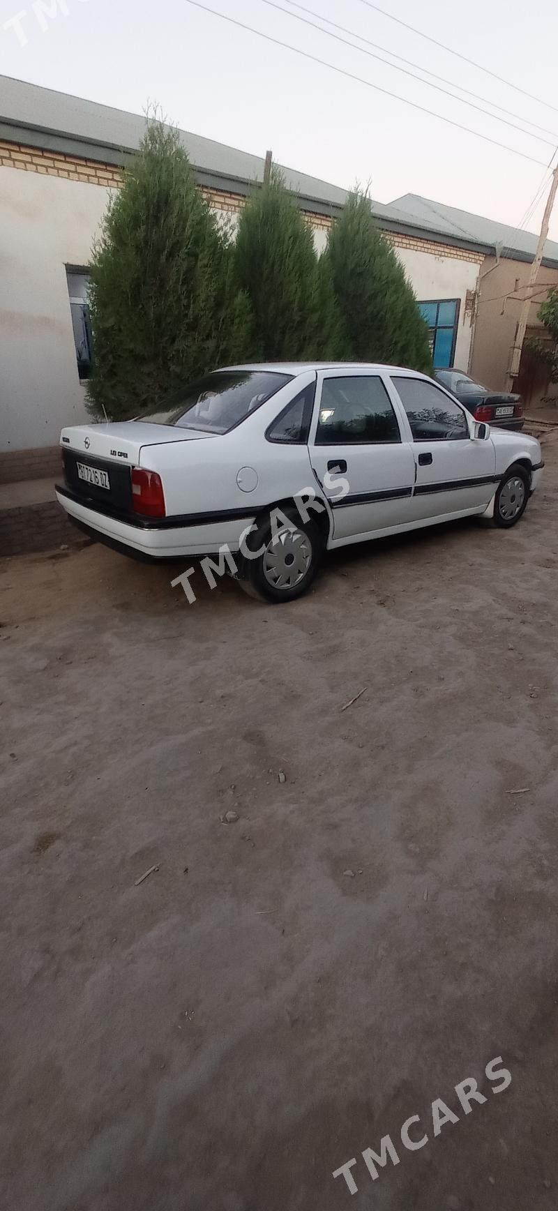 Opel Vectra 1992 - 30 000 TMT - Гороглы (Тагта) - img 6