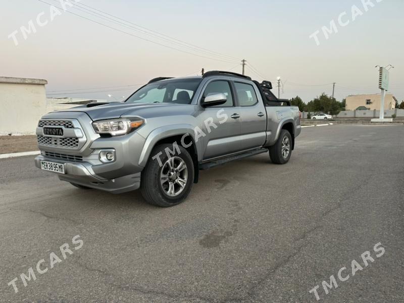 Toyota Tacoma 2018 - 280 000 TMT - Мары - img 3