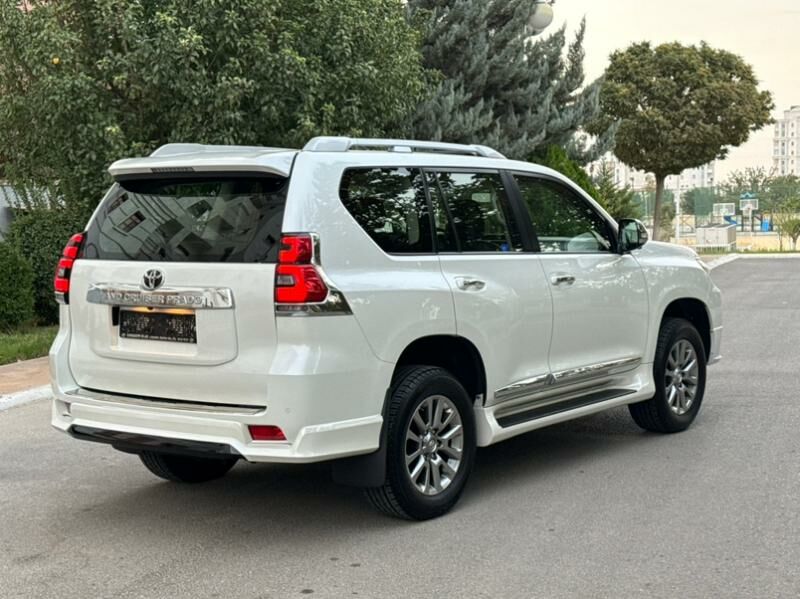 Toyota Land Cruiser Prado 2018 - 810 000 TMT - Ашхабад - img 5