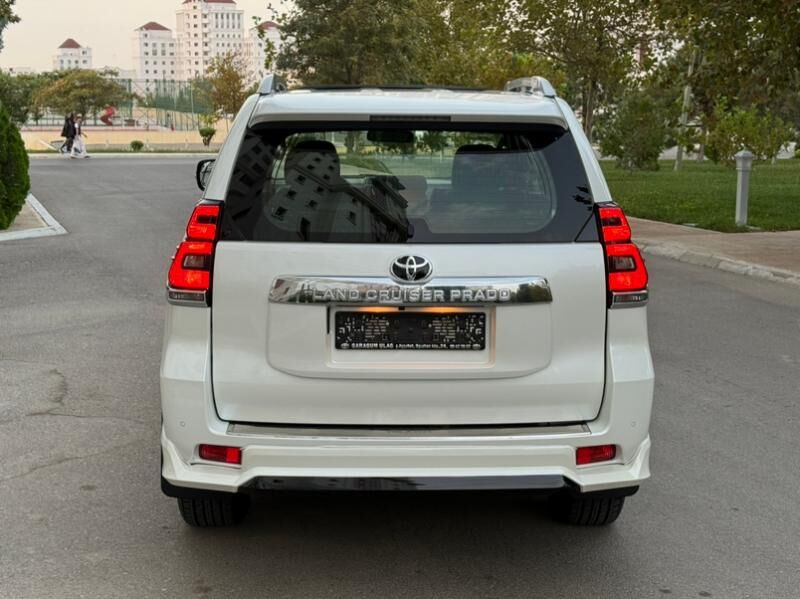 Toyota Land Cruiser Prado 2018 - 810 000 TMT - Ашхабад - img 6