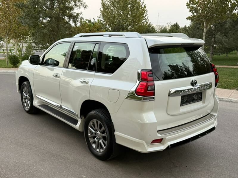 Toyota Land Cruiser Prado 2018 - 810 000 TMT - Ашхабад - img 7