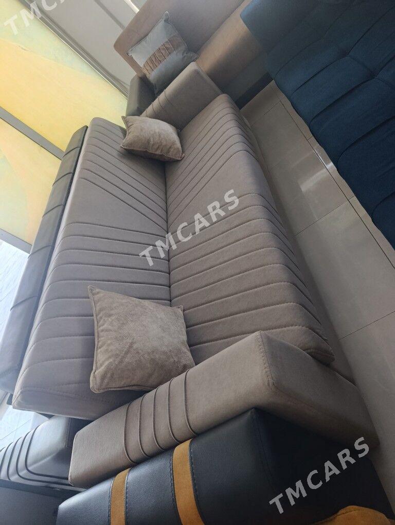 diwan - Mary - img 4