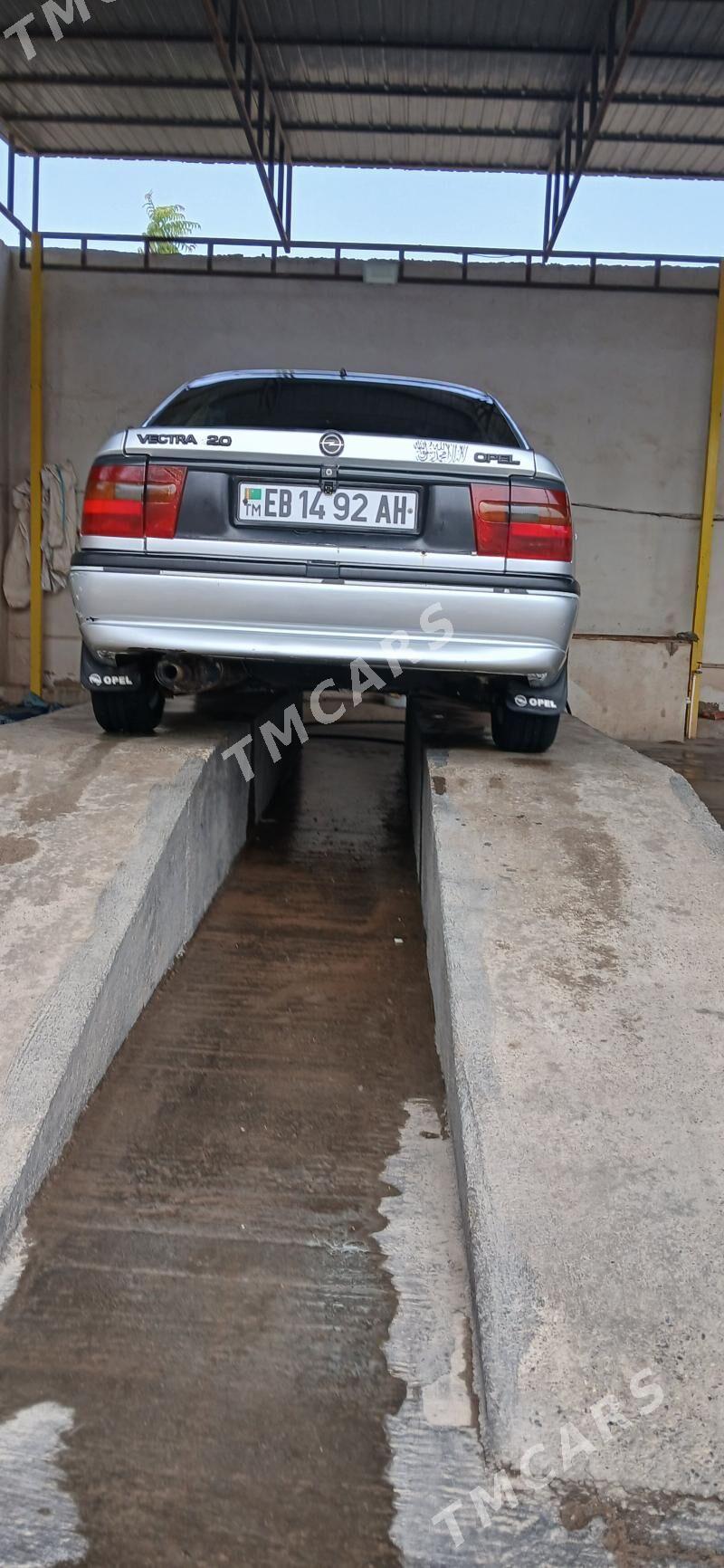 Opel Vectra 1994 - 40 000 TMT - Теджен - img 7