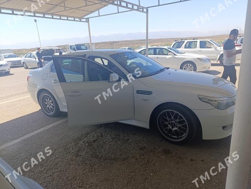 BMW E60 2004 - 175 000 TMT - Türkmenabat - img 4