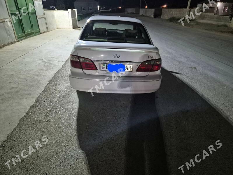 Infiniti I30 2000 - 90 000 TMT - Бахарден - img 3