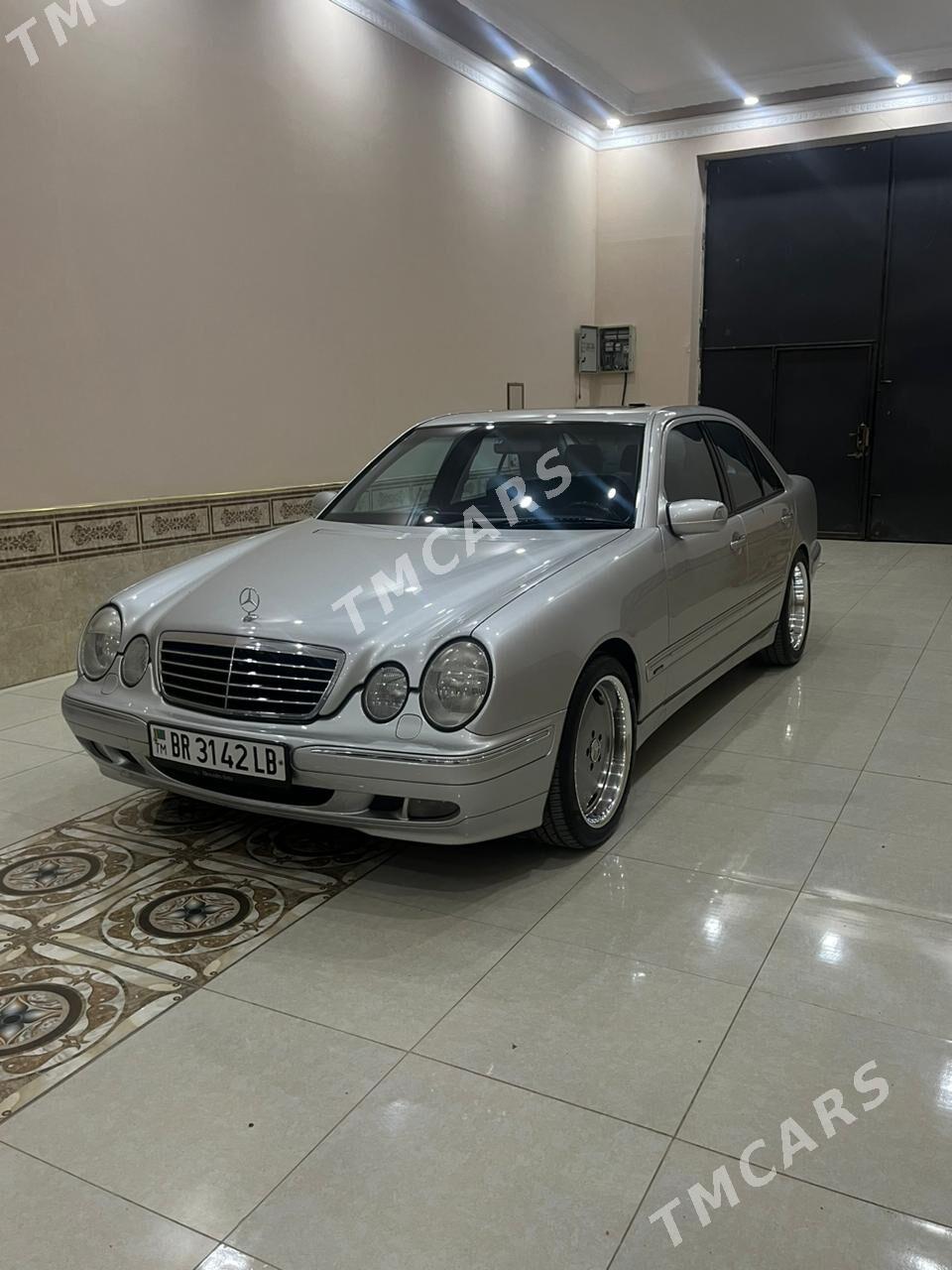 Mercedes-Benz E320 2001 - 240 000 TMT - Туркменабат - img 5