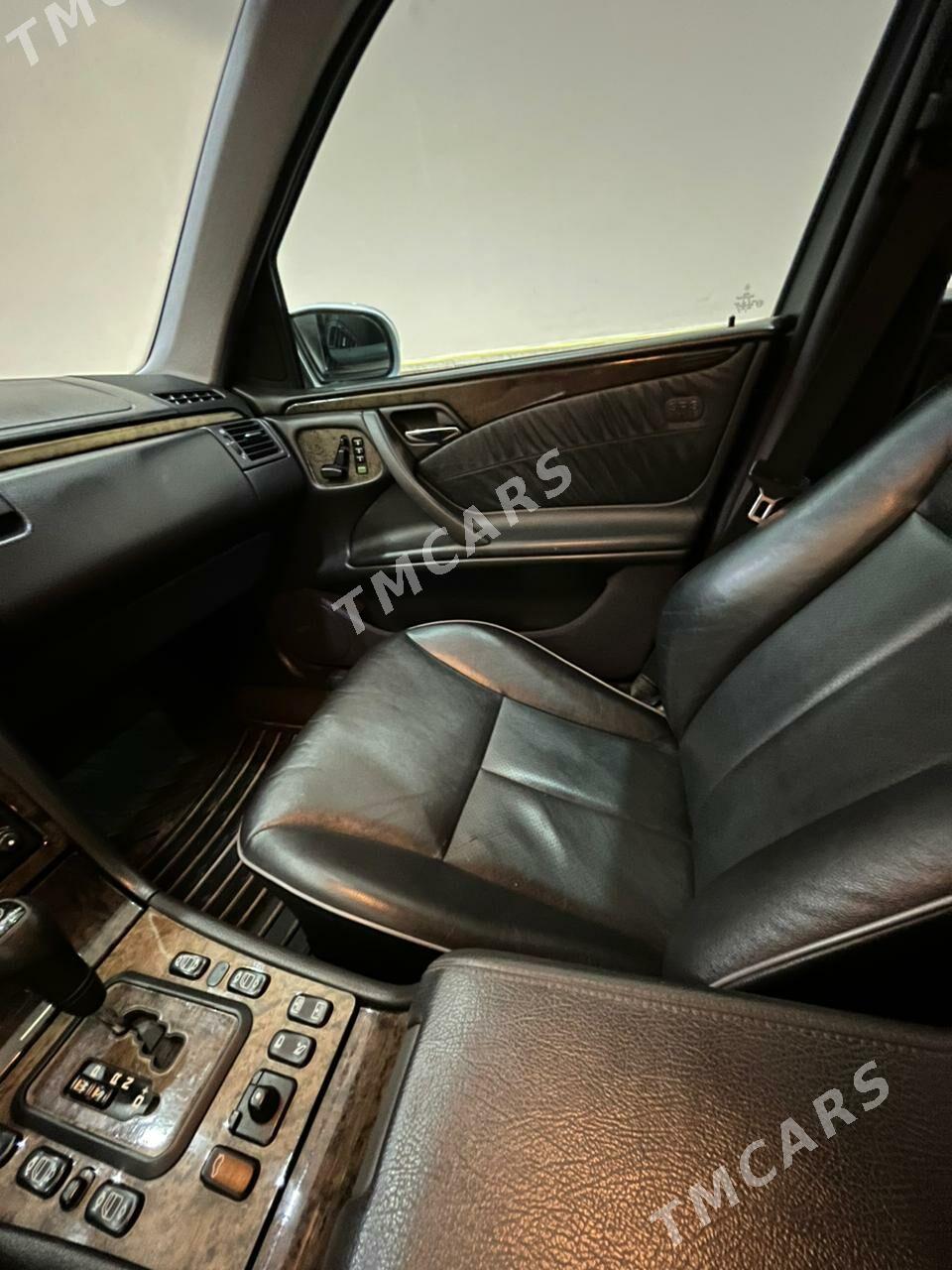 Mercedes-Benz E320 2001 - 240 000 TMT - Туркменабат - img 10