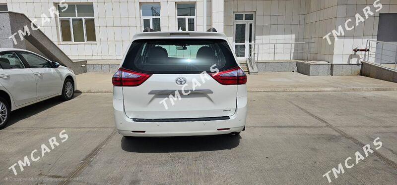 Toyota Sienna 2017 - 480 000 TMT - Aşgabat - img 4