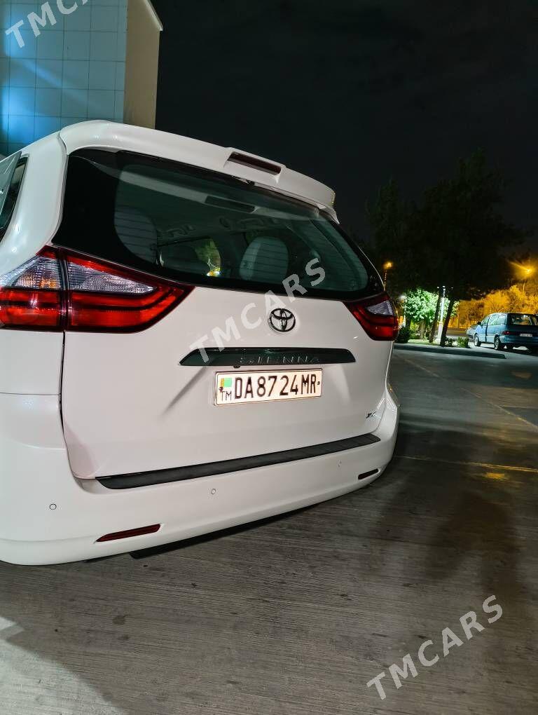 Toyota Sienna 2018 - 490 000 TMT - Мары - img 3