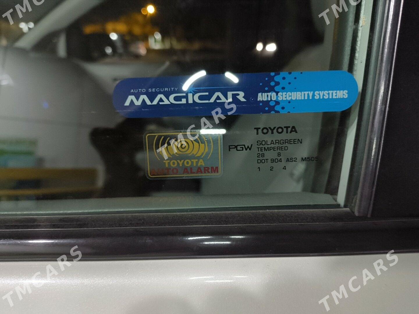 Toyota Sienna 2018 - 490 000 TMT - Мары - img 9