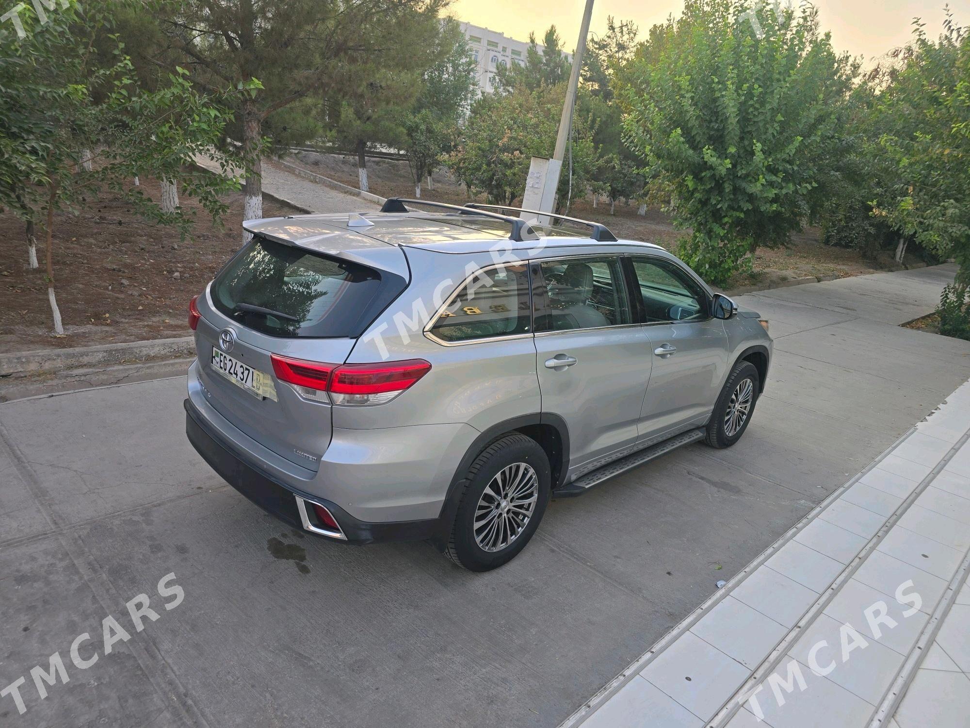 Toyota Highlander 2019 - 460 000 TMT - Türkmenabat - img 2