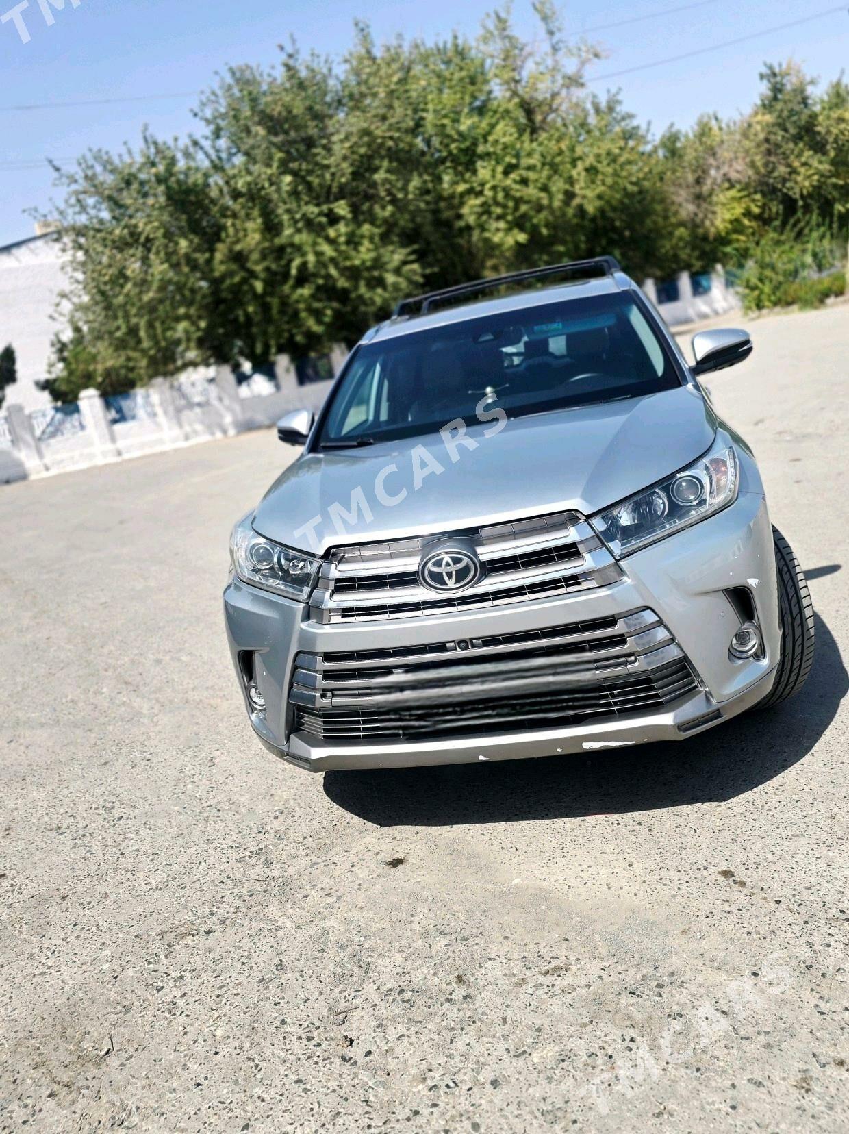 Toyota Highlander 2019 - 460 000 TMT - Türkmenabat - img 5