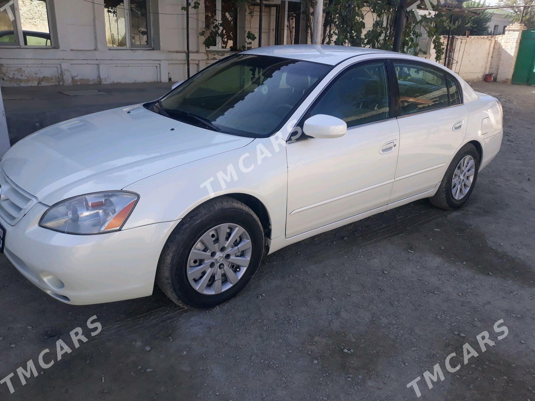 Nissan Altima 2004 - 85 000 TMT - Бахарден - img 2