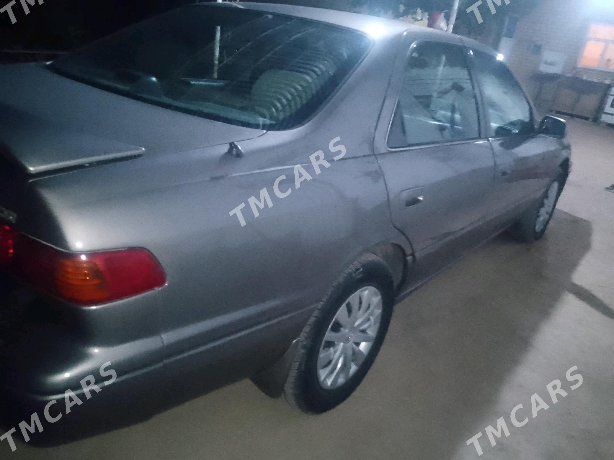 Toyota Camry 2000 - 133 000 TMT - Халач - img 7
