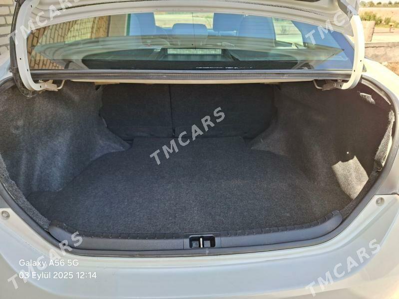 Toyota Corolla 2015 - 190 000 TMT - Дянев - img 2