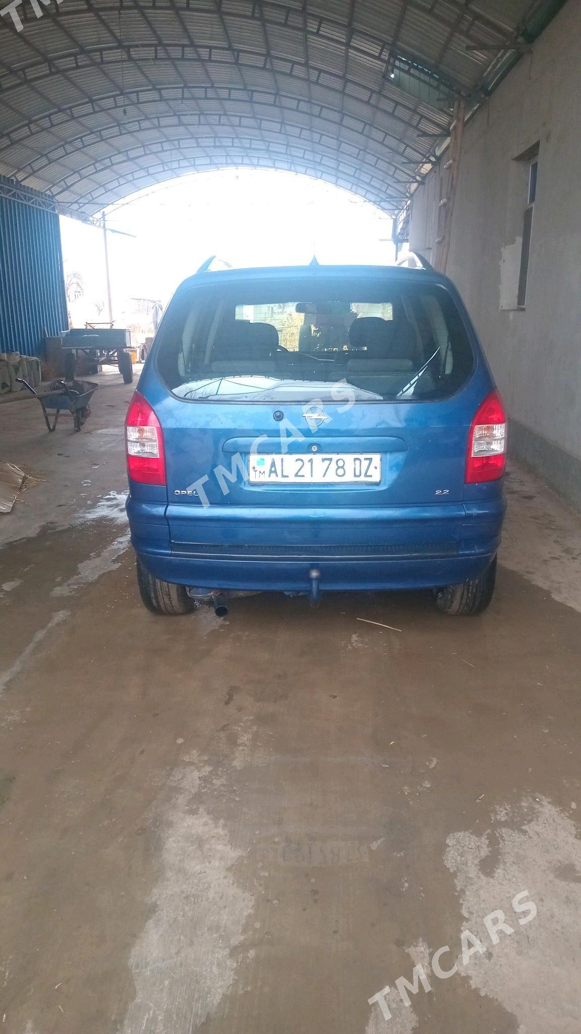 Opel Zafira 2002 - 80 000 TMT - Гурбансолтан Едже - img 6