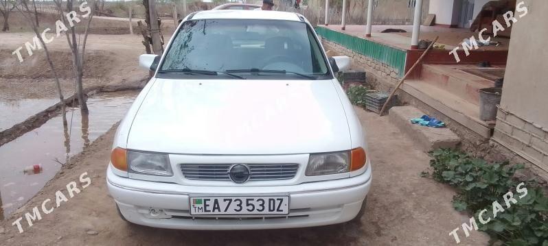 Opel Astra 1992 - 40 000 TMT - Türkmenbaşy etr. - img 3