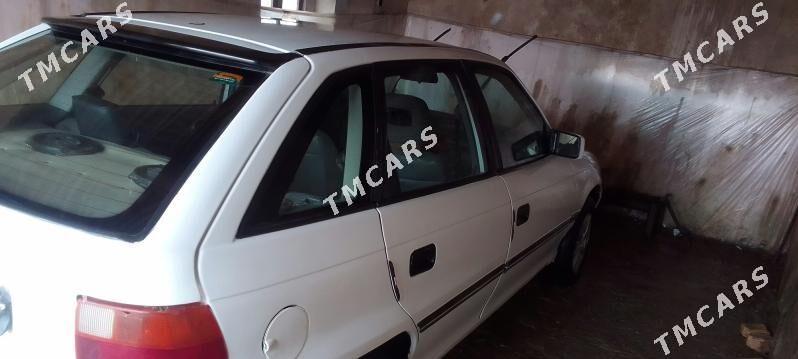 Opel Astra 1992 - 40 000 TMT - Türkmenbaşy etr. - img 7