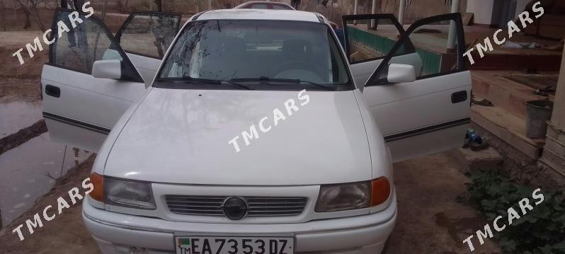 Opel Astra 1992 - 40 000 TMT - Türkmenbaşy etr. - img 4