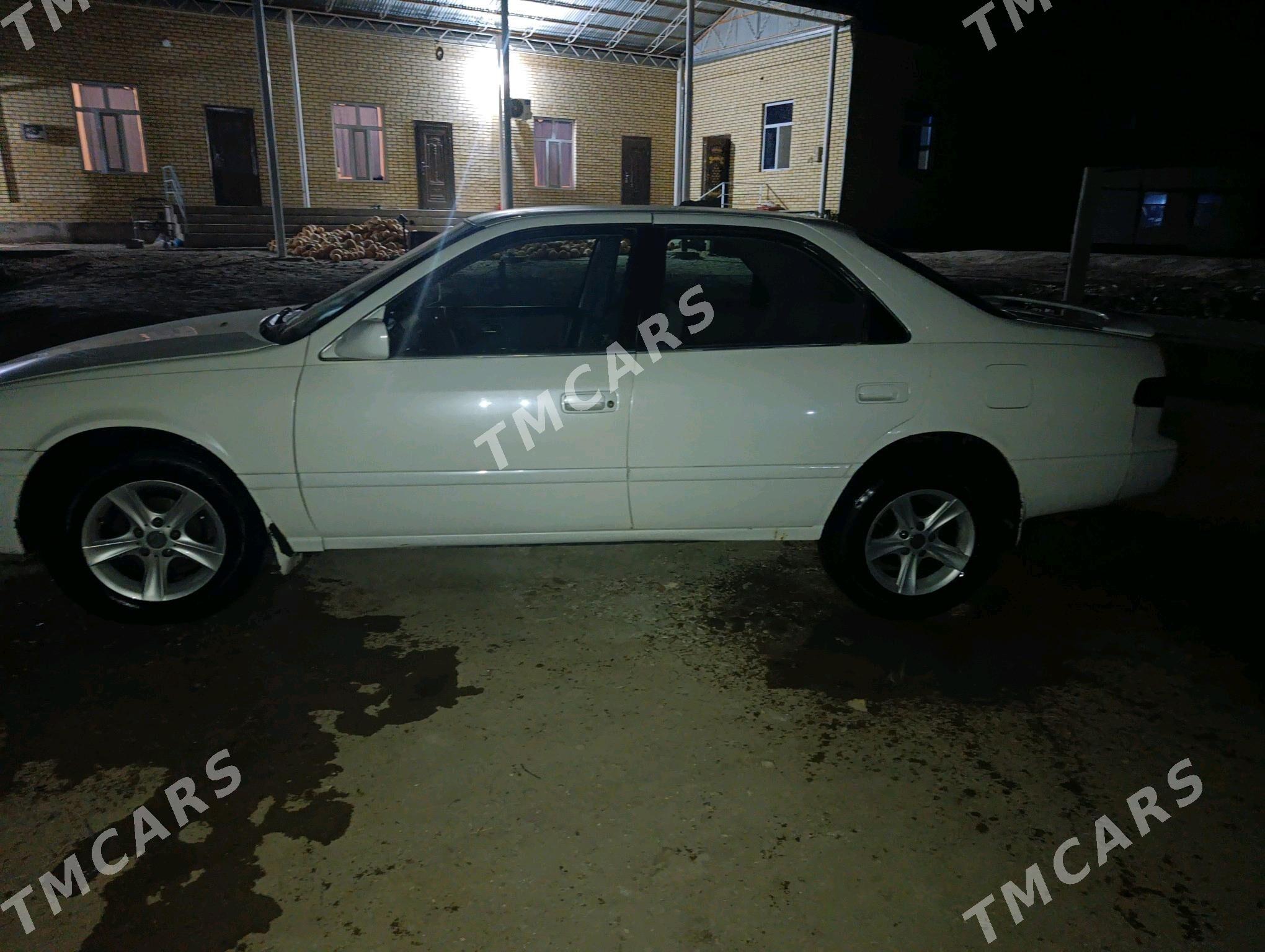 Toyota Camry 1999 - 130 000 TMT - Мургап - img 5