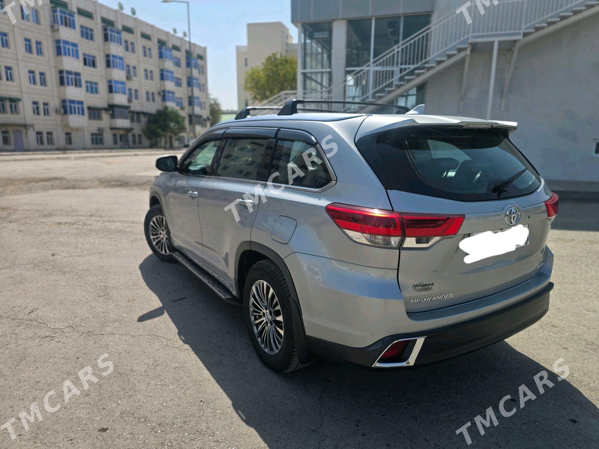 Toyota Highlander 2019 - 460 000 TMT - Türkmenabat - img 9