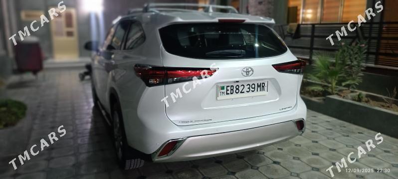 Toyota Highlander 2022 - 610 000 TMT - Baýramaly - img 2