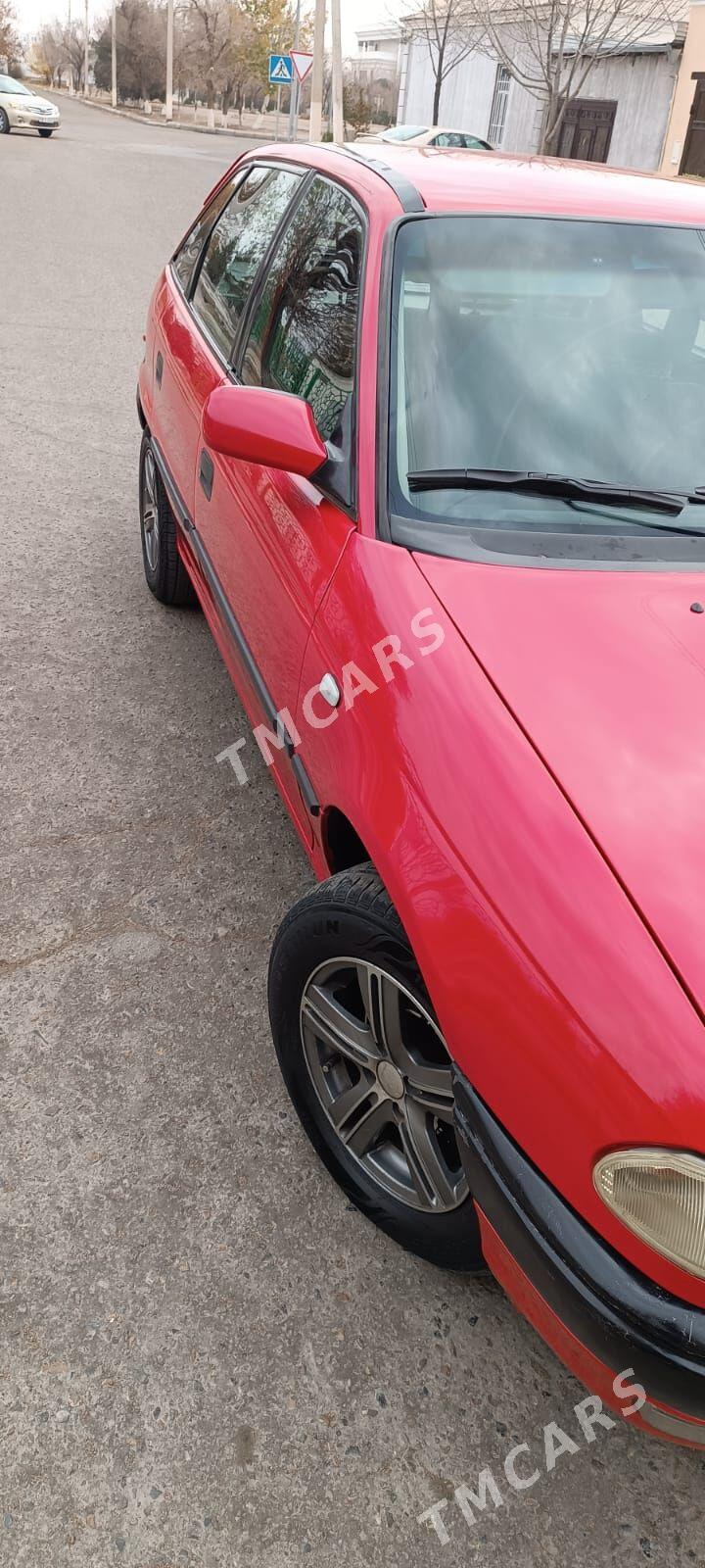 Opel Astra 1996 - 42 000 TMT - Gubadag - img 2