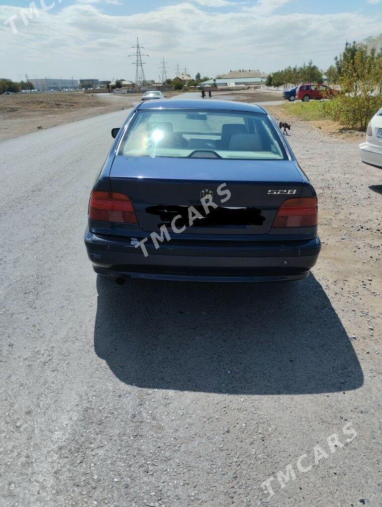 BMW 528 1999 - 100 000 TMT - Туркменабат - img 4