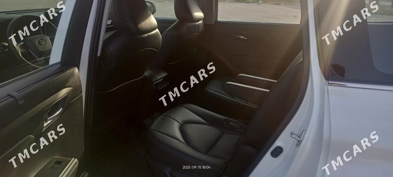 Toyota Highlander 2022 - 630 000 TMT - Ашхабад - img 8